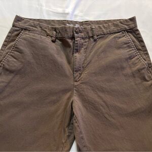 Old Navy Brown Chinos Versatile Everyday Wear